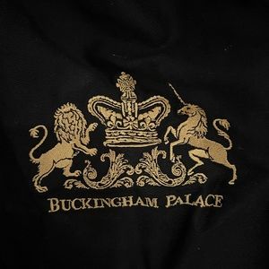 Buckingham Palace Embroidered Cooking Apron - Black